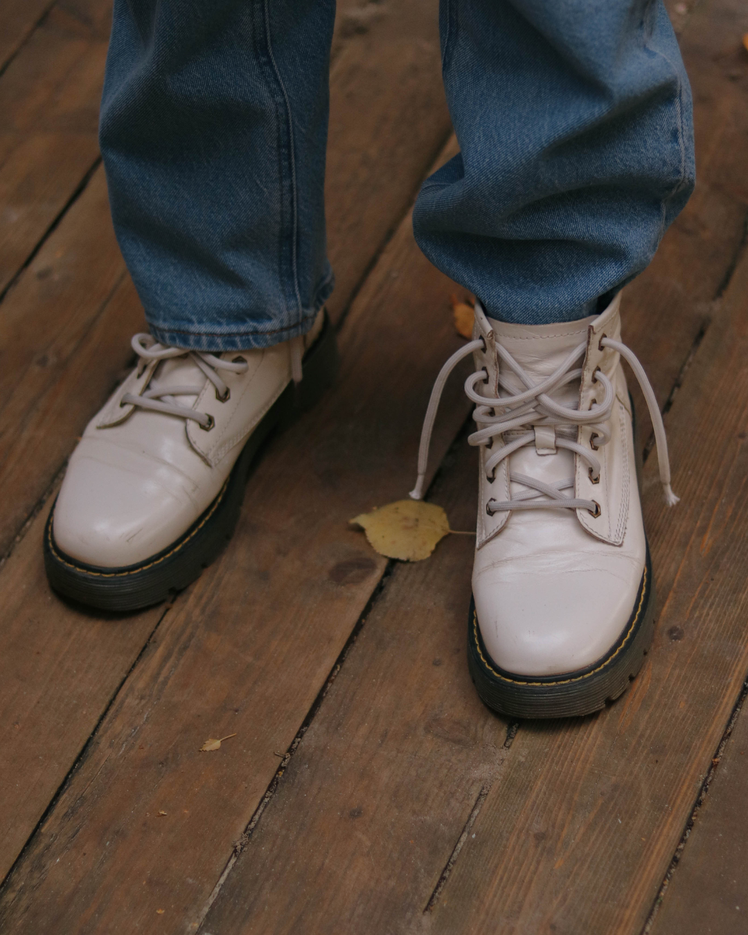 men's shoes